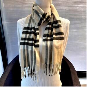 Cashmink Plaid Scarf Black Tan Preppy Academia Quiet Luxury Soft Capsule Outdoor